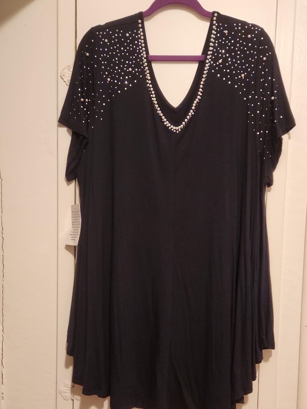 🔥Roaman's Black V-Neck Tunic with Rhinestone & Pearl Accents